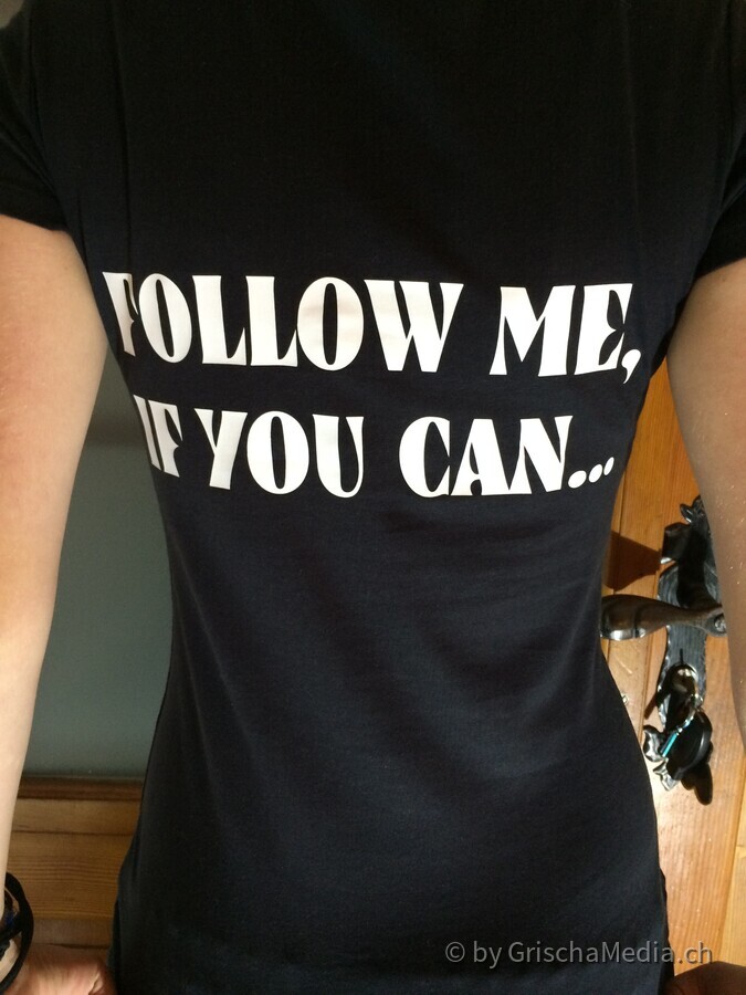 T-Shirt Follow me...