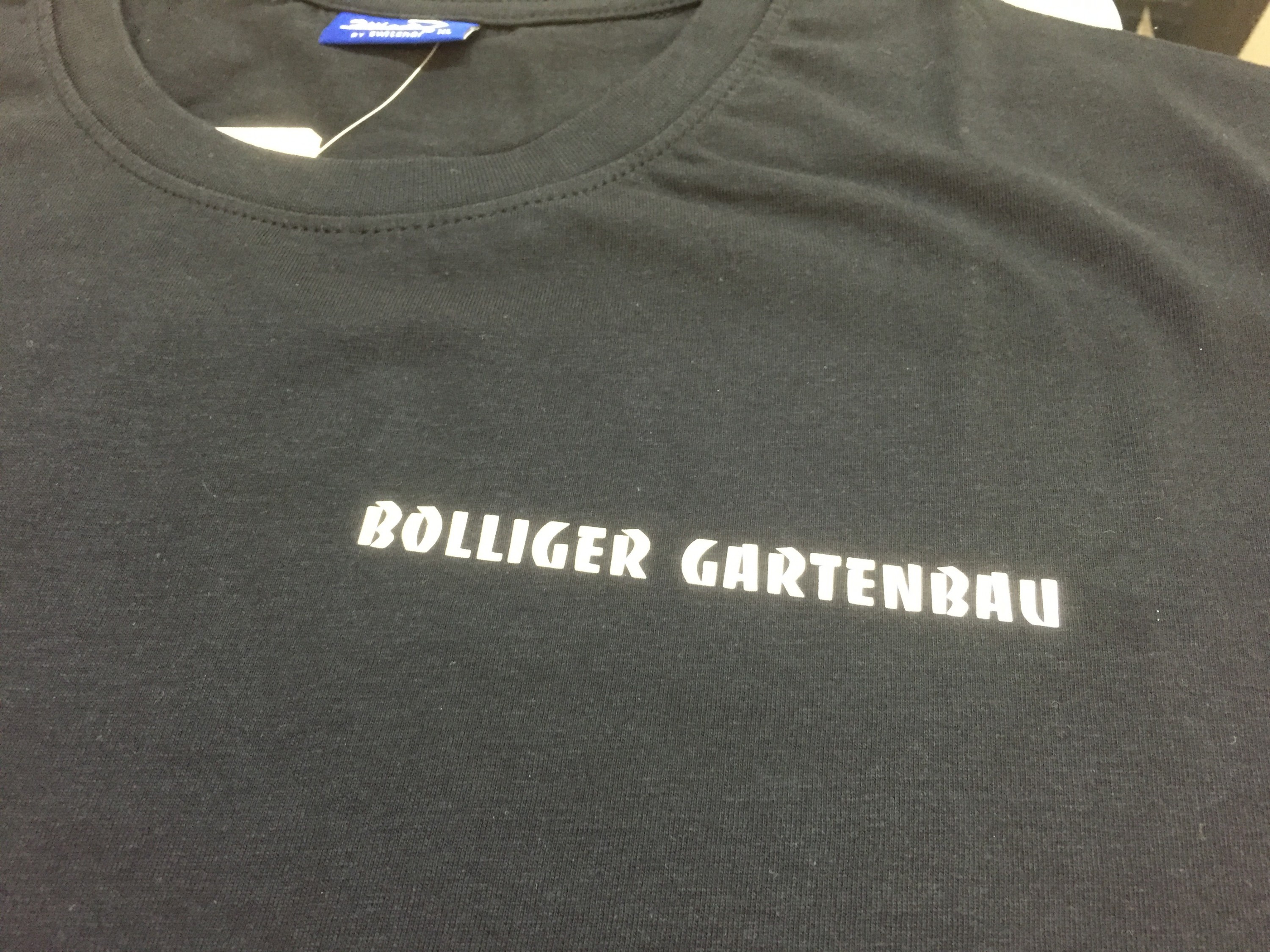 T-Shirt Name Kundenauftrag - vorne